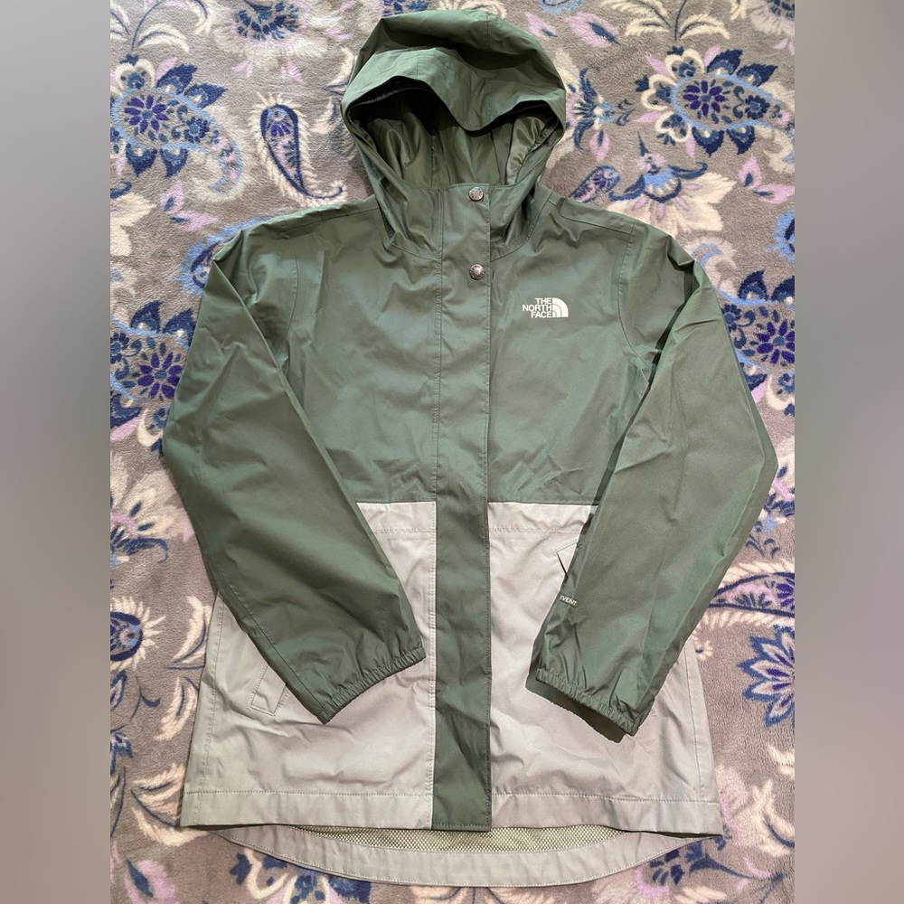 Girls The North Face DryVent Jacket Size M